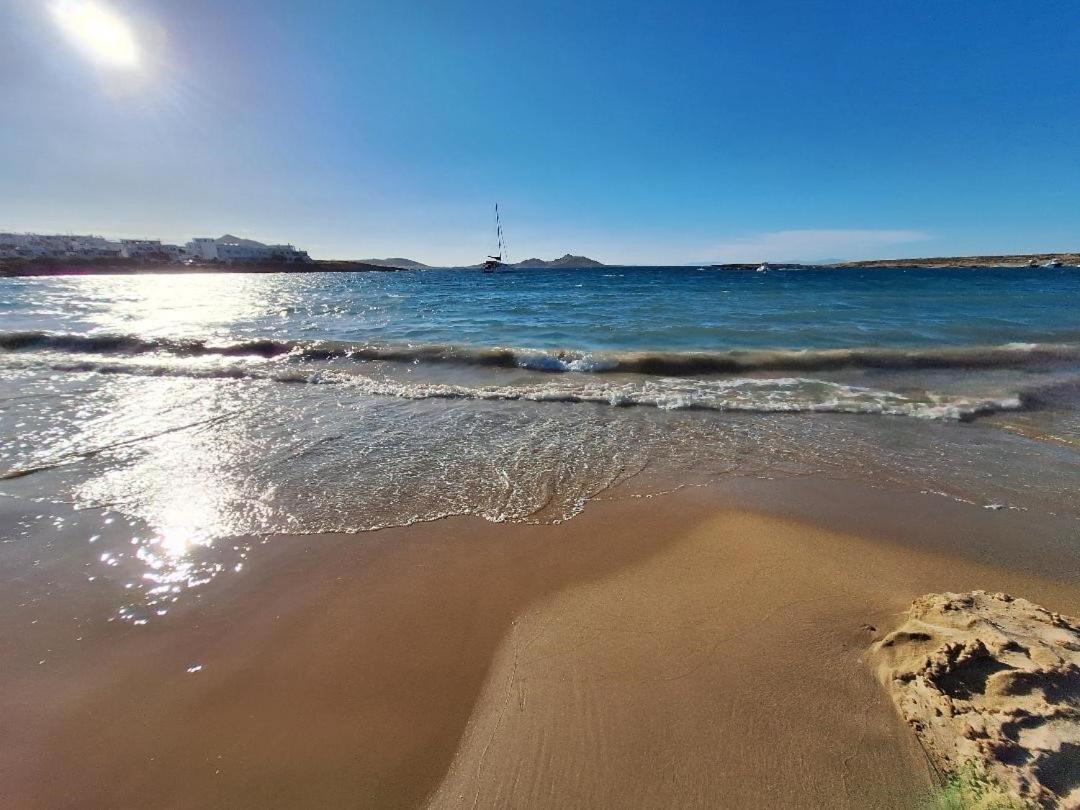 Aithoni Agioi Anargyroi Beach Náousa Exterior photo